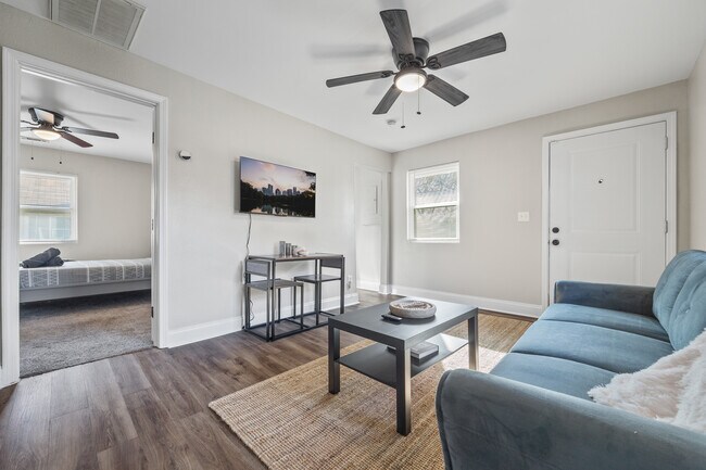 Building Photo - 76 Haygood Ave SE