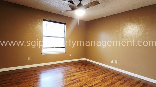 Building Photo - 3407 Durango Ln