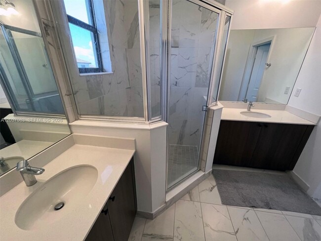 Building Photo - 5525 Agostino Way