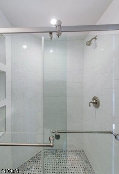 Building Photo - 44 Elm St