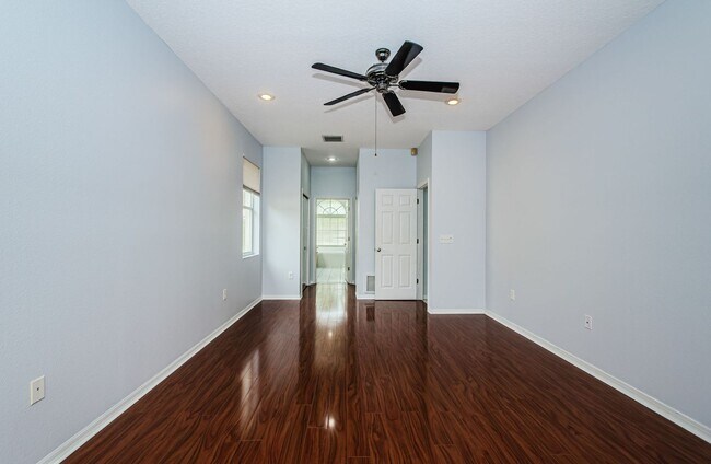 Building Photo - Pool Home in Trinity!