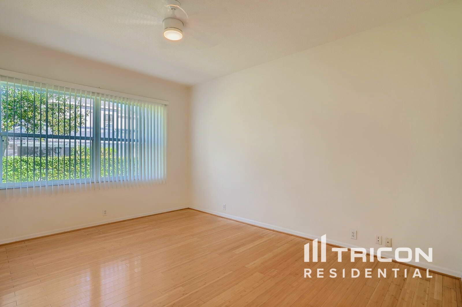 Building Photo - 9614 Greenpointe Dr