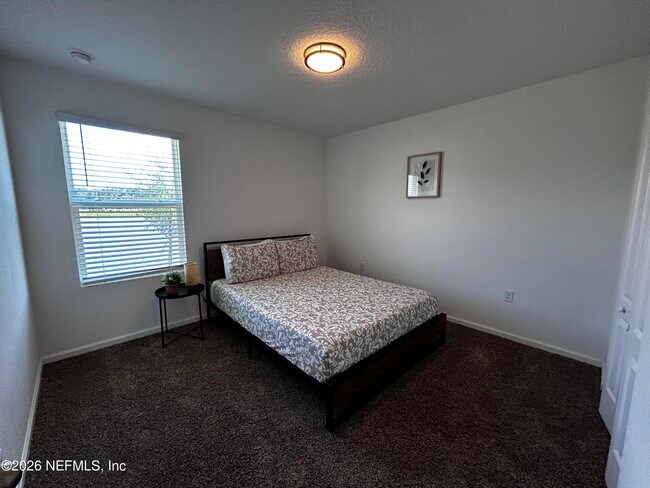 Building Photo - 12571 Russian Olive Rd