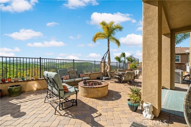 Building Photo - 16423 Village Meadow Dr