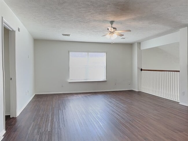 Building Photo - 19715 N Village of Bridgestone Ln