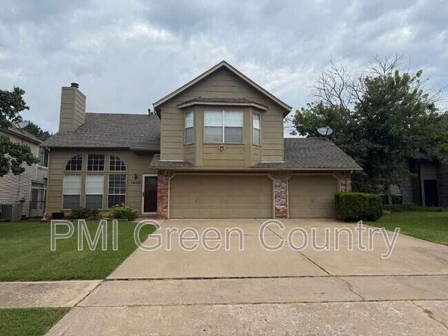 Primary Photo - 1608 W Fulton Pl