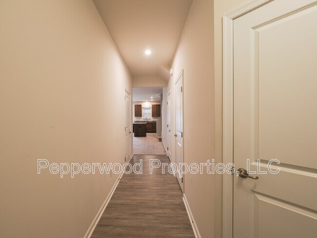 Building Photo - 311 Weststone Walk