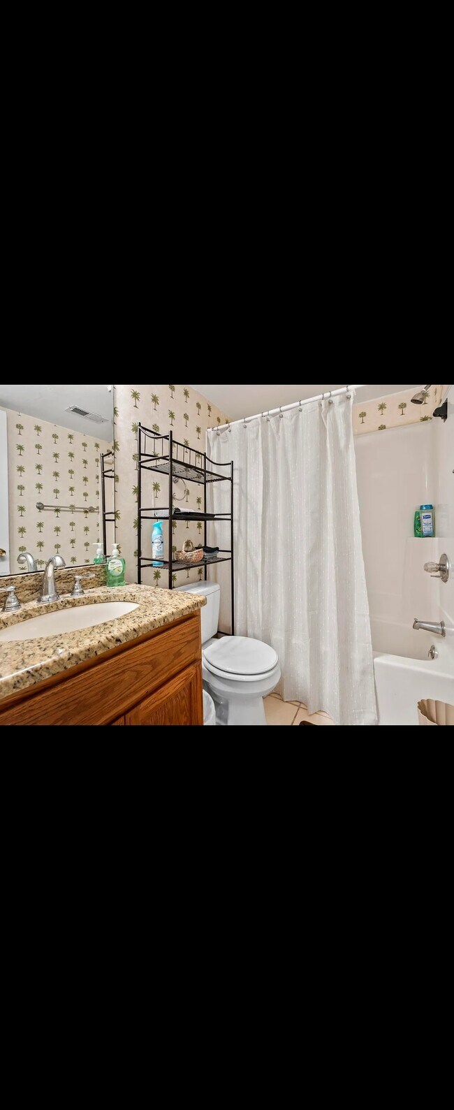 Building Photo - 1301 Pridgen Rd