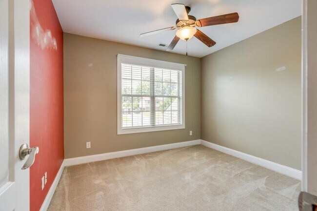 Building Photo - 438 Old Grist Mill Blvd