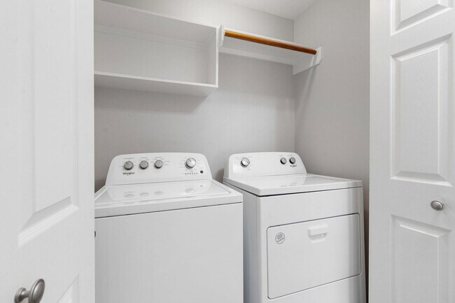 Building Photo - 62 Marble Rock Pl