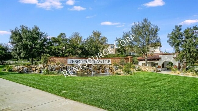 Building Photo - 23703 Stagecoach Way