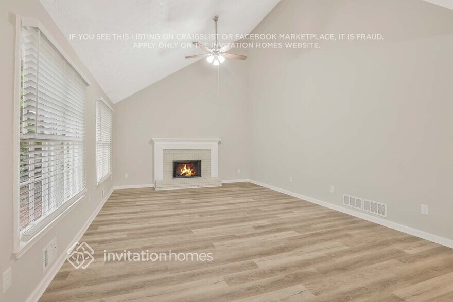 Building Photo - 3386 Woodlaurel Dr