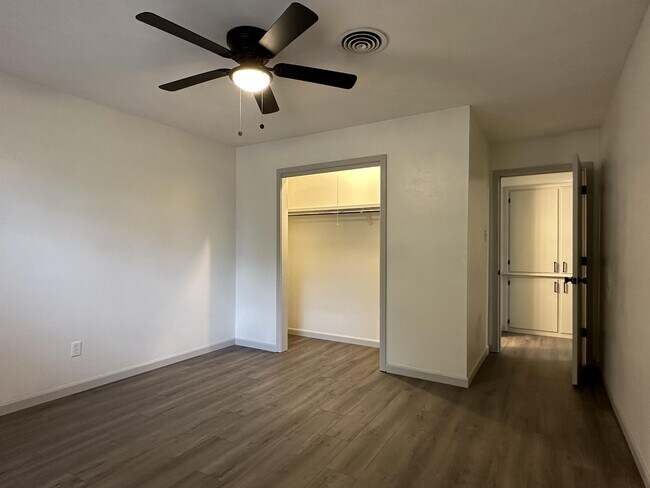Building Photo - 3607 56th St