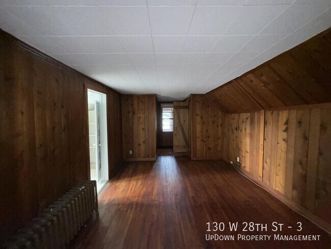 Building Photo - 130 W 28th St