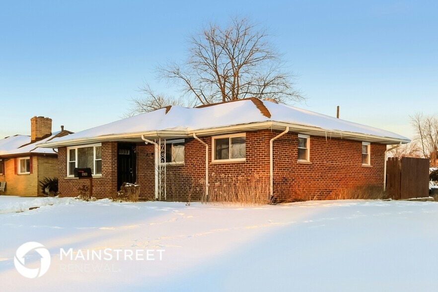 Building Photo - 614 S Sylvan Ave