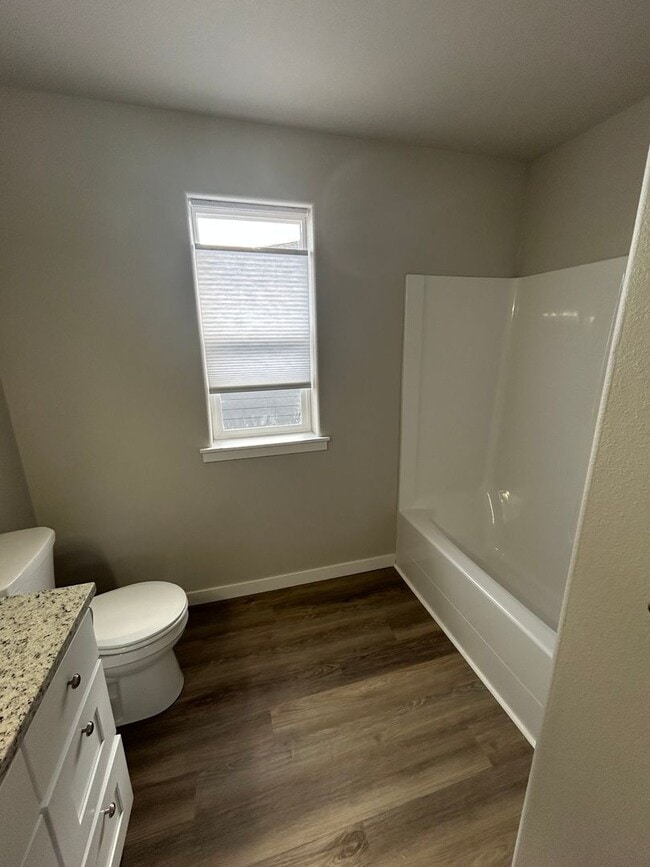 Building Photo - Beautifully Furnished Brand New 5 Bedroom ...