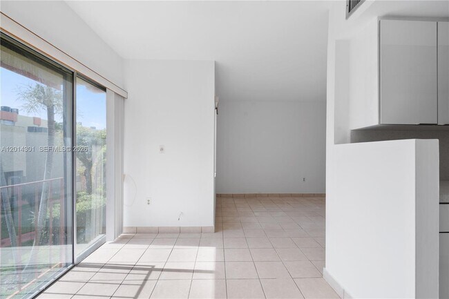 Building Photo - 9390 W Flagler St