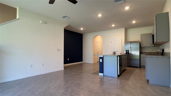 Building Photo - 34313 Sorrel Mint Dr