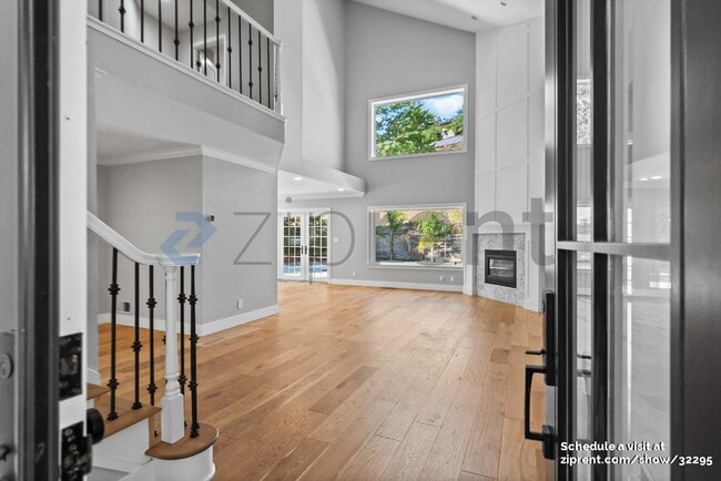 Building Photo - 144 Oakridge Dr