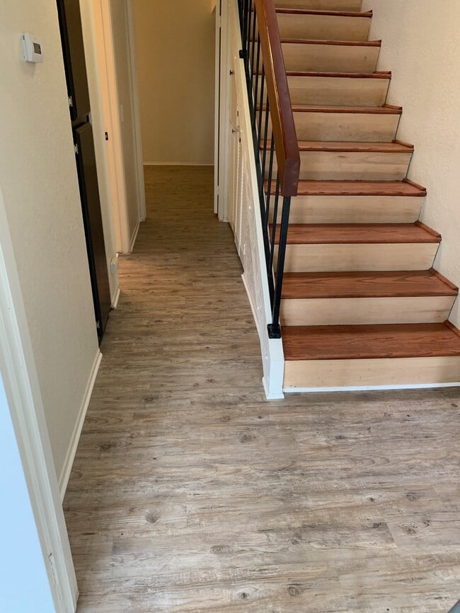 Building Photo - 4548 W Point Loma Blvd