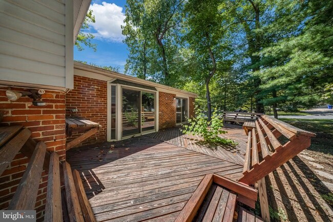 Building Photo - 6715 Tildenwood Ln