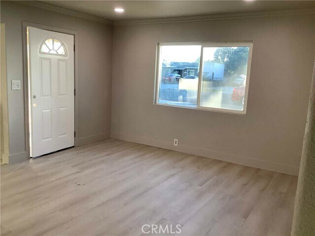 Building Photo - 1113 S Virlee St