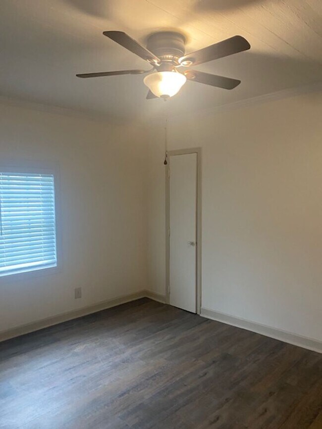 Building Photo - Single Family Home on MLK Jr