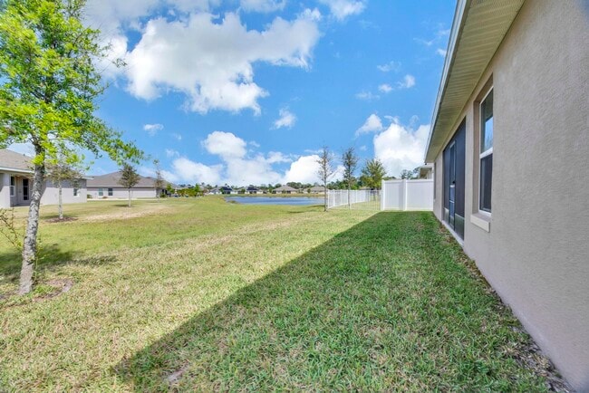 Building Photo - 5361 San Benedetto Pl