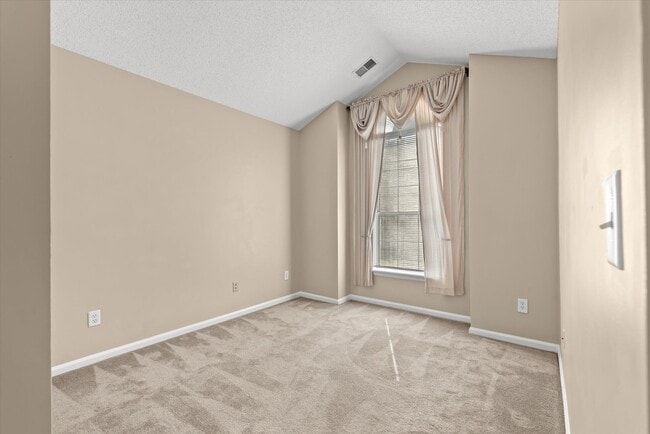 Building Photo - 3 BR, 2.5 BA, 2 Car Garage -- Charleston N...