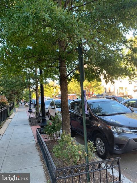 Building Photo - 1502 17th St NW