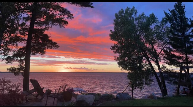 Building Photo - 1 Bedroom plus spacious loft on Gull Lake!...