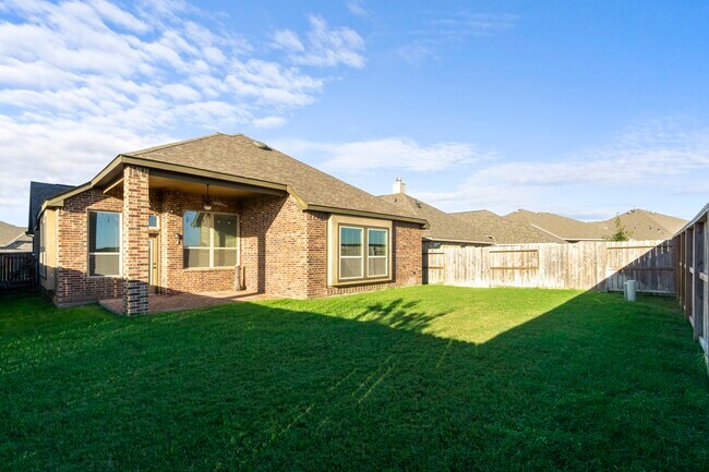 Building Photo - 19707 Chaparral Berry Dr