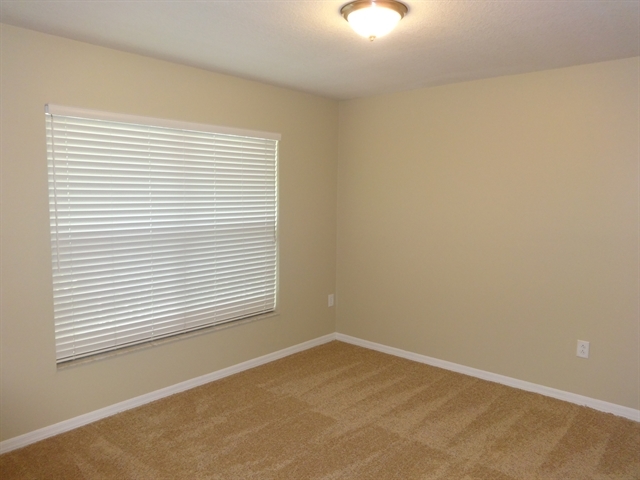 Building Photo - 1750 Kirtley Dr