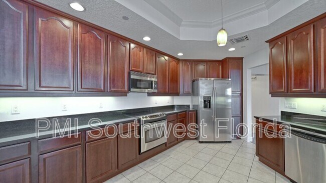 Building Photo - 6438 Water Crest Way