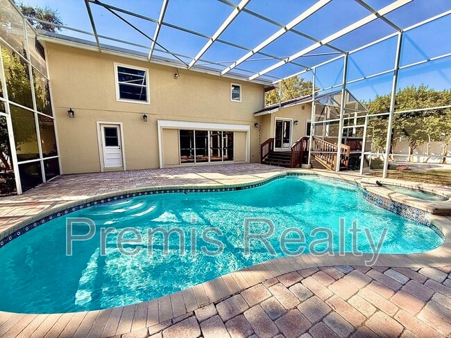 Building Photo - 957 Weathersfield Dr