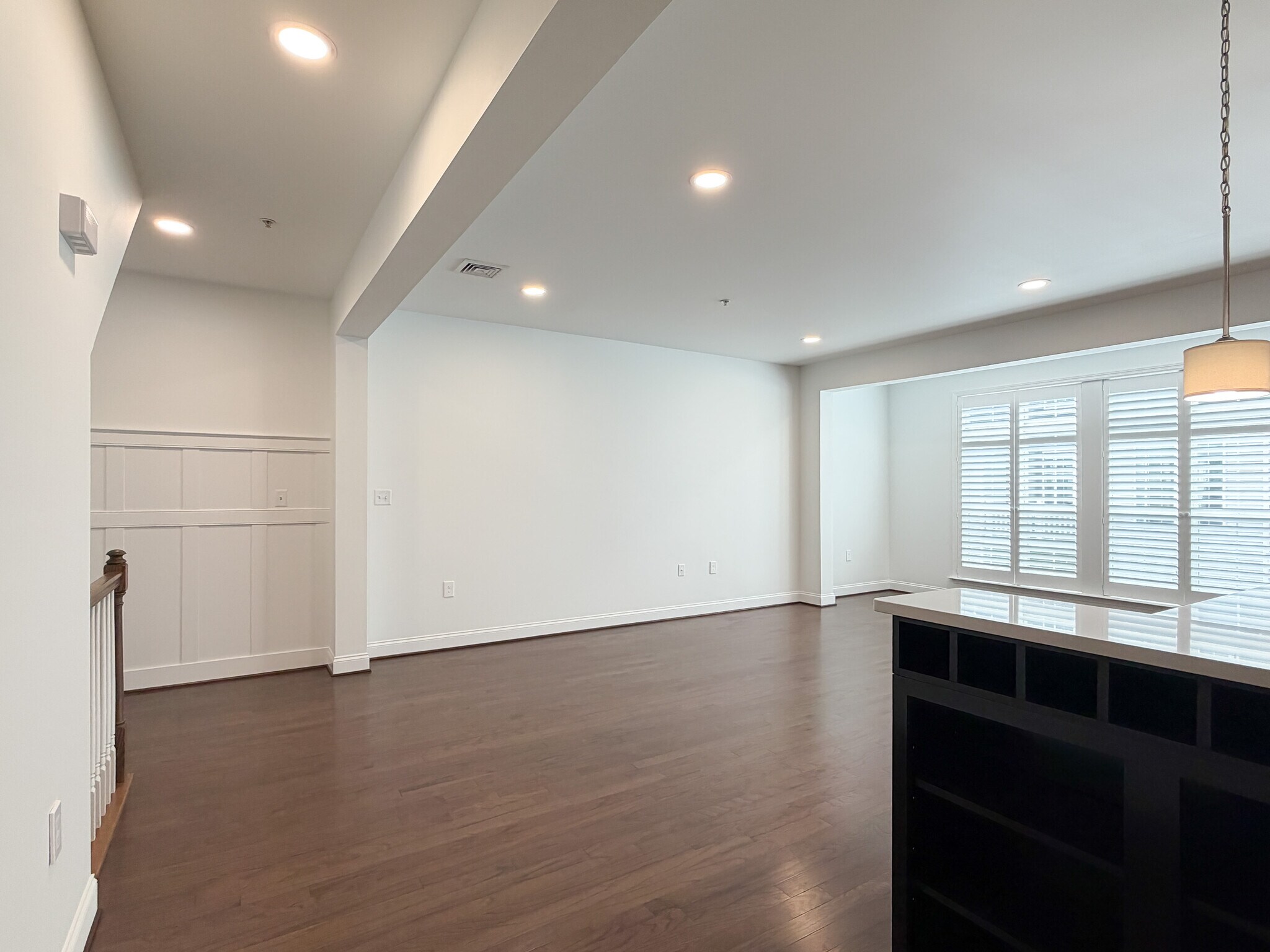 Building Photo - 708 Mayer Pl