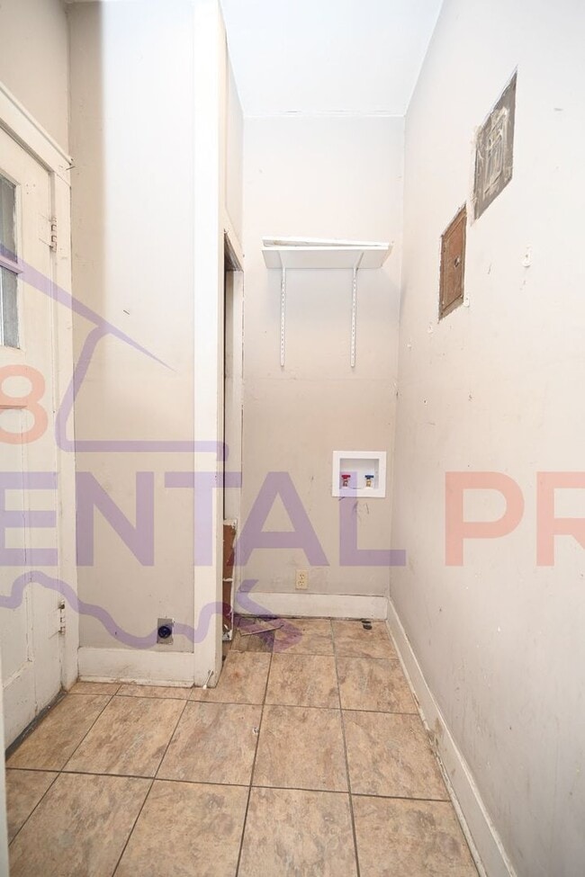 Building Photo - 706 Cooktown Rd