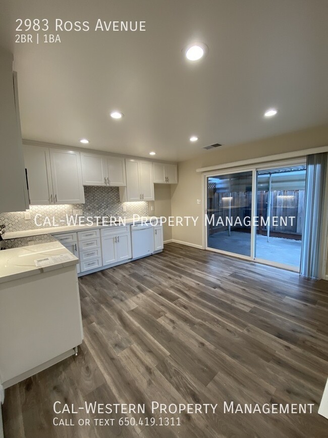 Building Photo - Remodeled Duplex in Cambrian