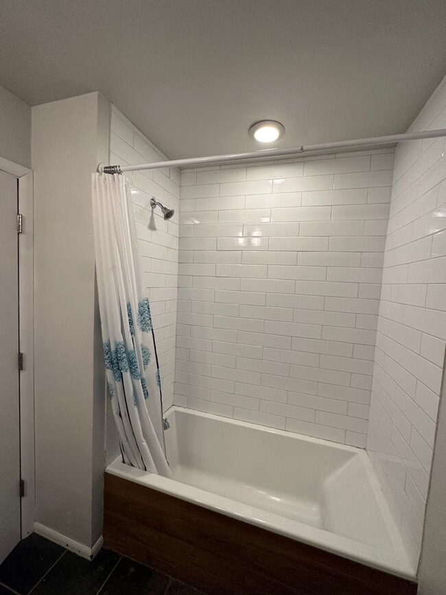 Building Photo - 2 Bedroom House Available in Sunset Beach!