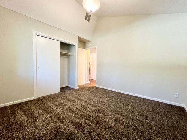 Building Photo - Stylishly Updated 2-Bed, 2-Bath Home - Private Garage