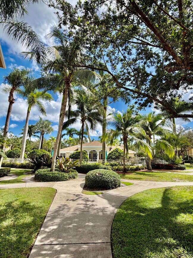 Building Photo - 6521 Emerald Dunes Dr
