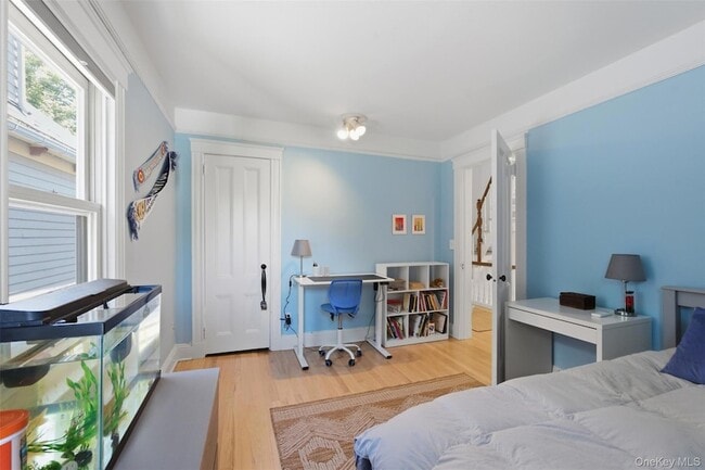 Building Photo - 27 N Dutcher St