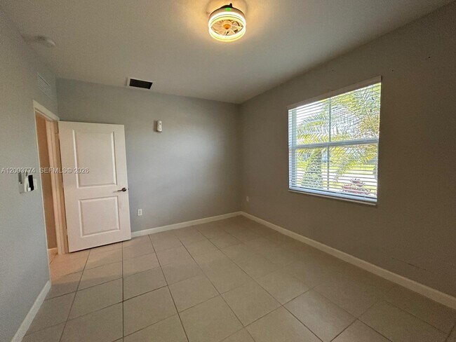 Building Photo - 16767 SW 290th Ln