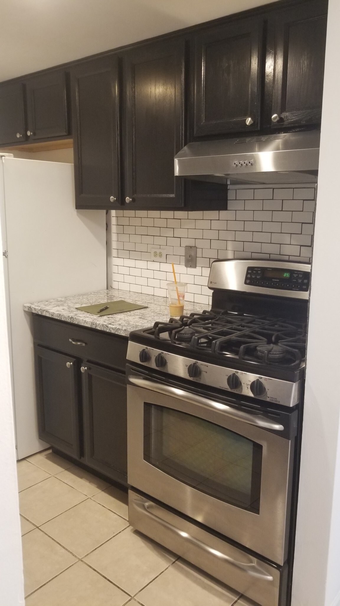Kitchen - 138 E Bailey Rd