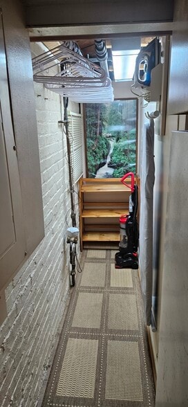 Walk In Closet - 5737 13th St NW