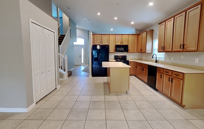 Building Photo - 906 Summit Ash Ct