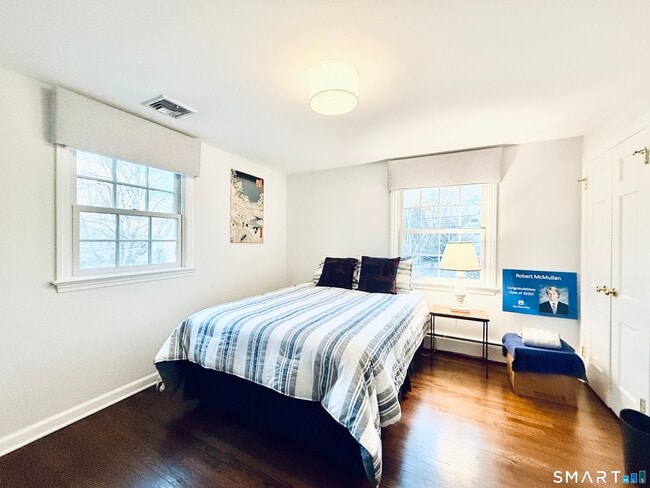 Building Photo - 139 Highland Ave