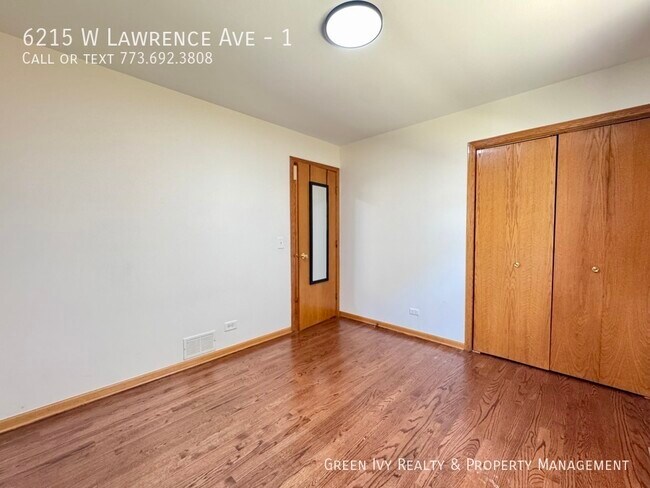 Building Photo - 6215 W Lawrence Ave