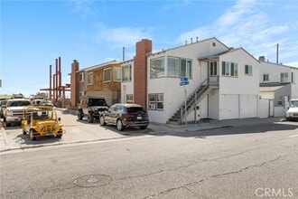 Building Photo - 5916 E Ocean Blvd