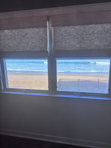 Building Photo - 146 Central Ave